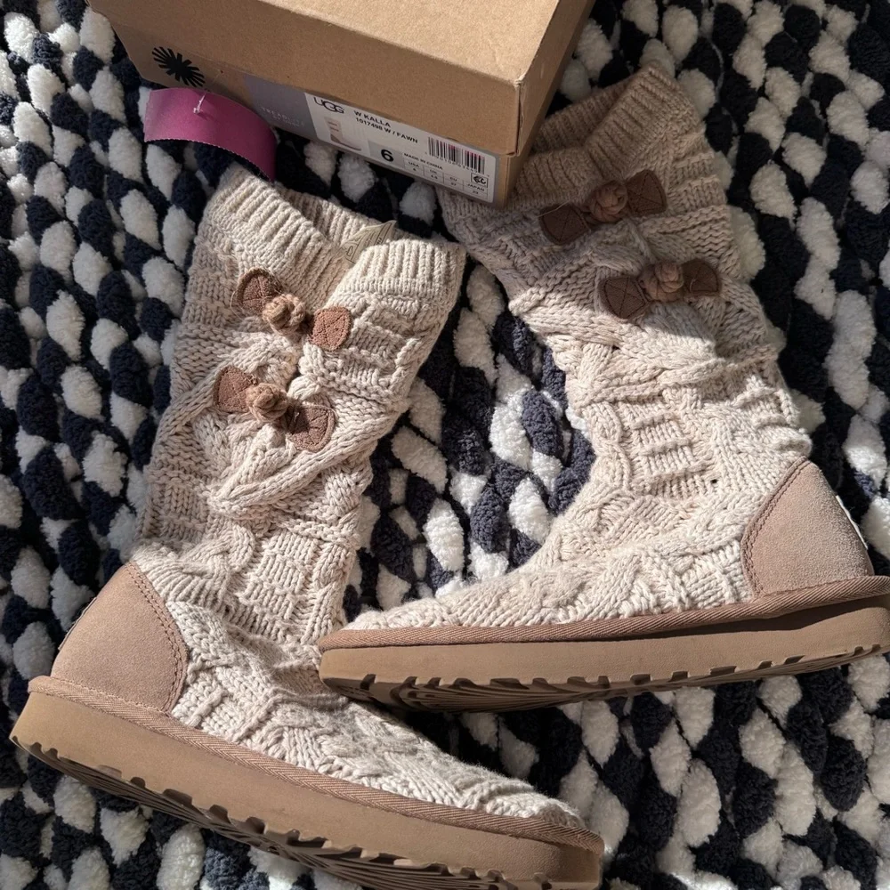 UGG Fawn Knit Boots